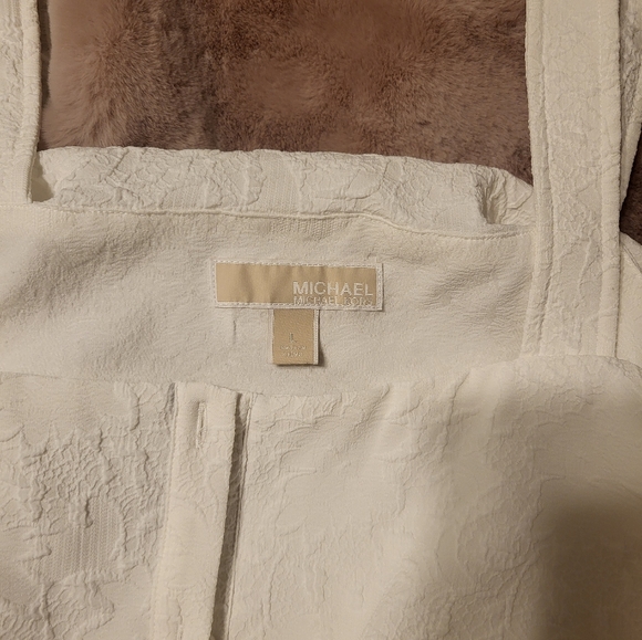 Michael Kors top. Large. - Picture 1 of 3